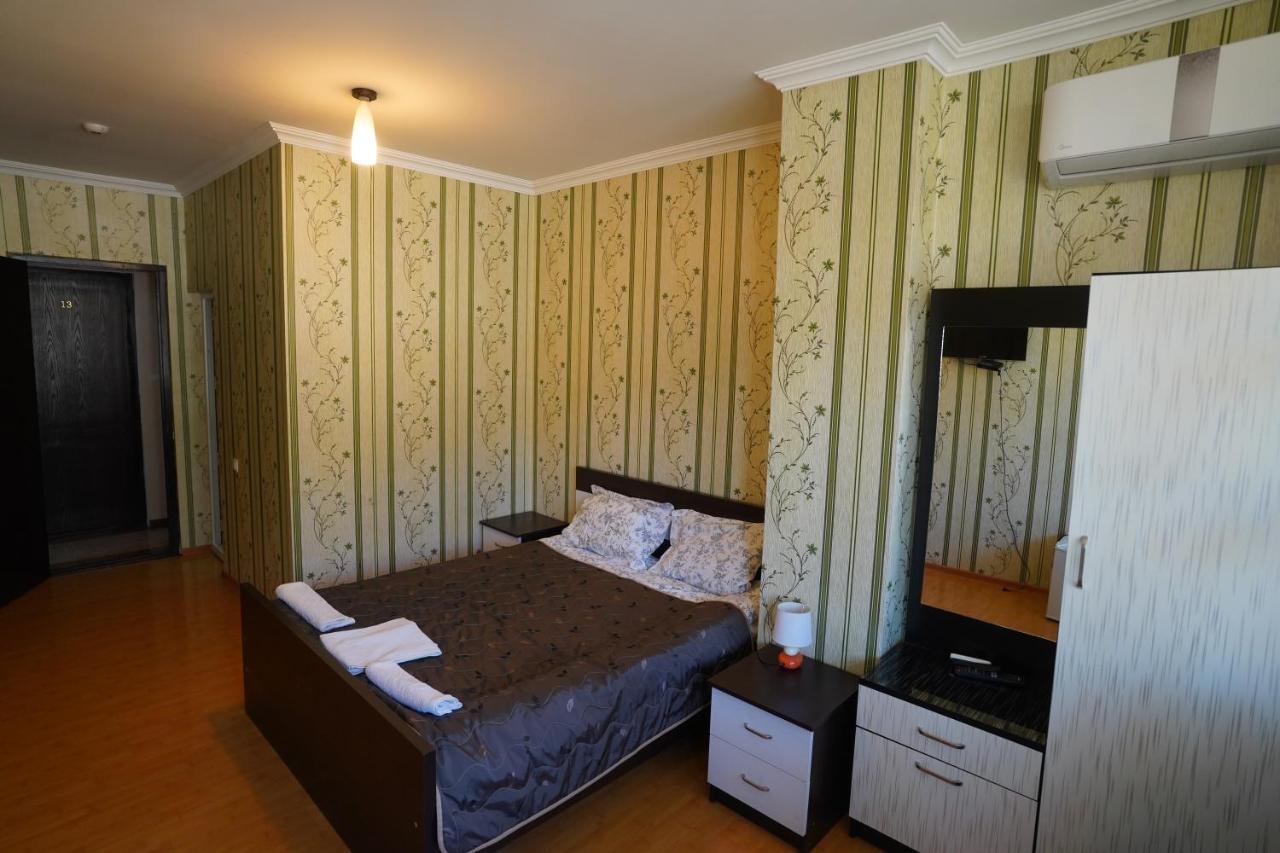 Imperator 1 Hotel Kutaisi Ngoại thất bức ảnh